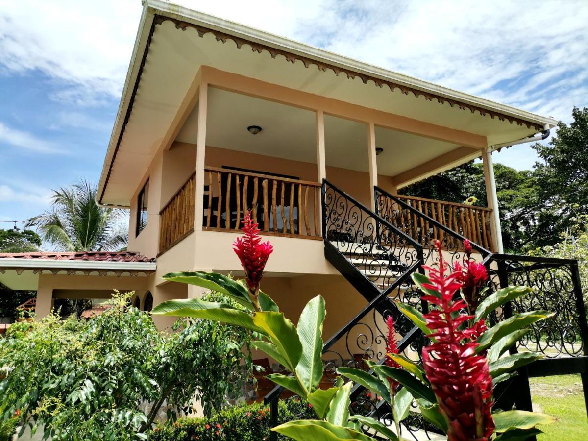 Bungalows Malu กาอุยตา ภายนอก รูปภาพ