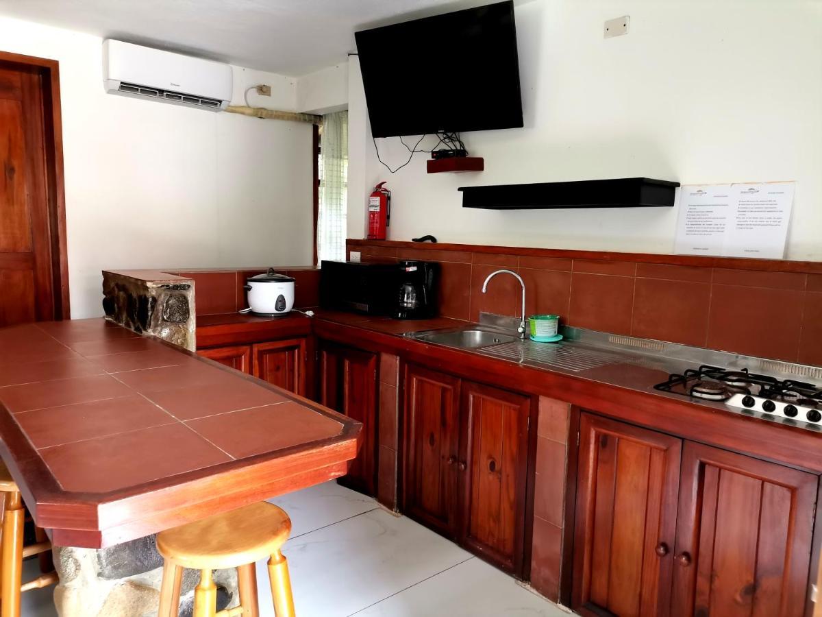 Bungalows Malu กาอุยตา ภายนอก รูปภาพ